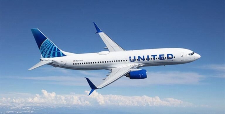 United Airlines Flight UA770 Emergency Diversion united airlines flight ua770 emergency diversion