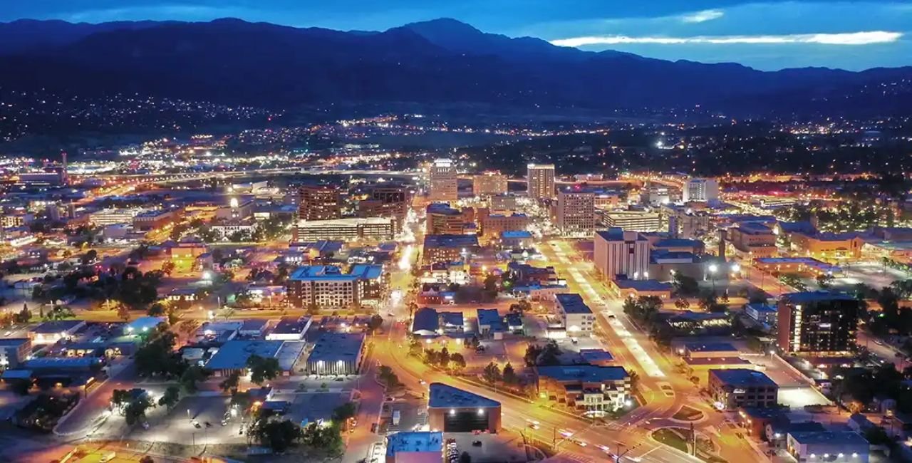 Understanding HOA Management Companies in Colorado