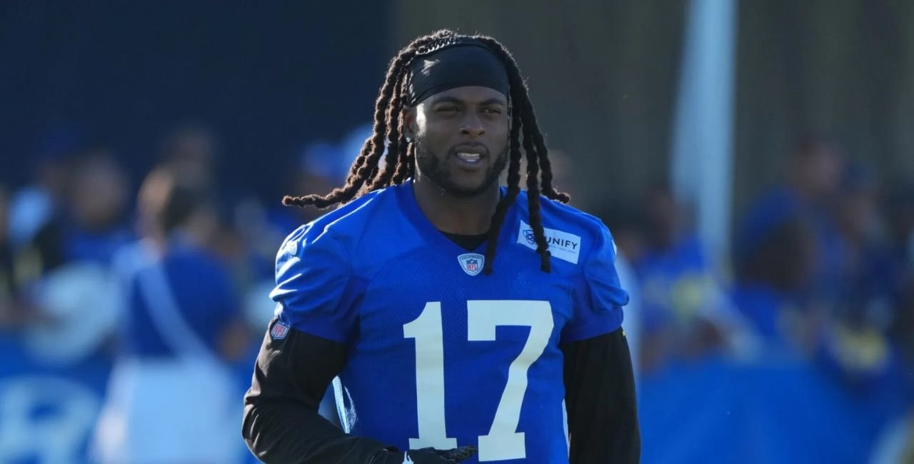 Who Is Davante Adams? A Quick Dive into a Gridiron Great