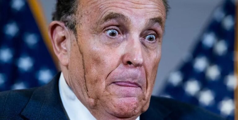 rudy giuliani hair dye