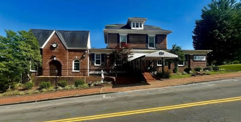 Frost Funeral Home Abingdon VA: Trusted Family-Owned Funeral Services Since 1918 frost funeral home abingdon va