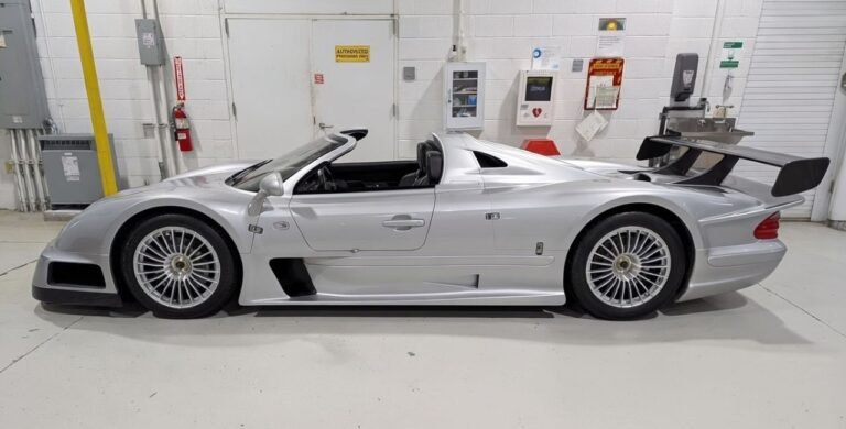 2002 mercedes-benz clk gtr seized